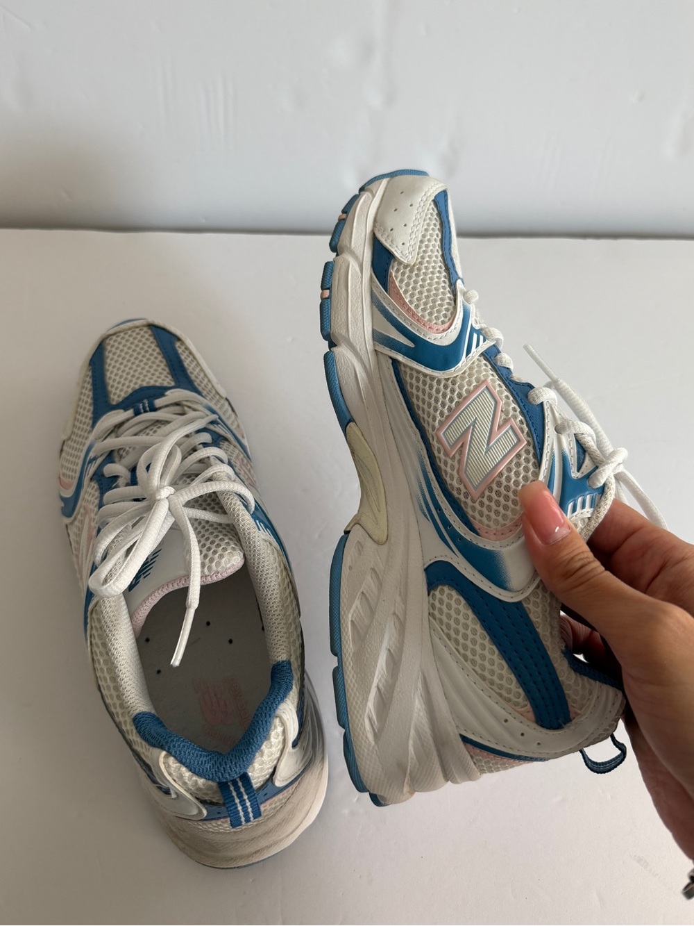 New Balance 530 White Blue Pink Mesh Running Sneakers - Picture 6 of 7